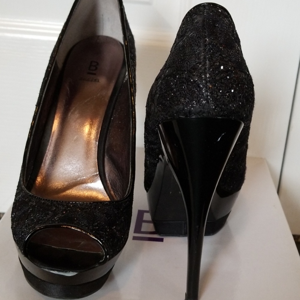 High heels - Picture 2 of 2
